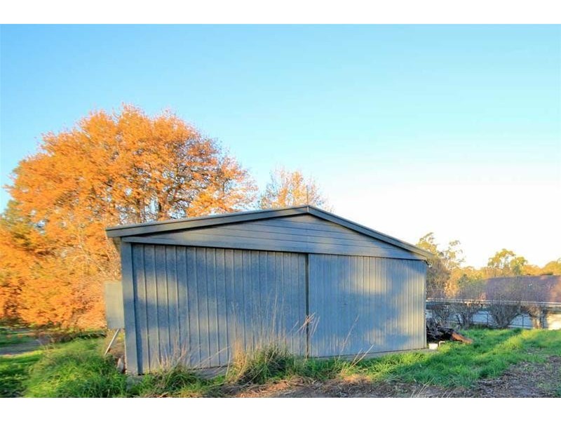 11 Junction Road, Balhannah SA 5242