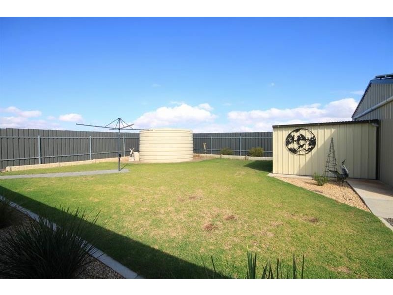76 Dollard Avenue, Mannum SA 5238