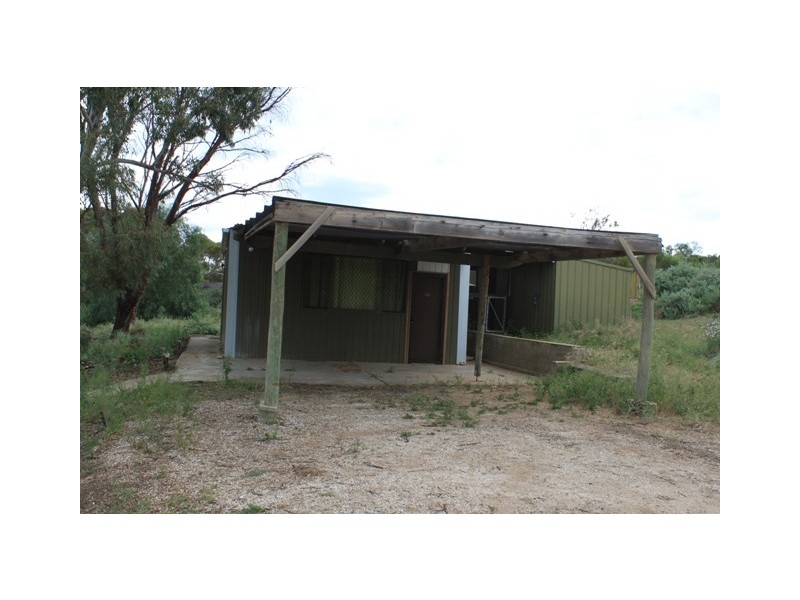 69 Post Office Road DEVON DOWNS near, Swan Reach SA 5354