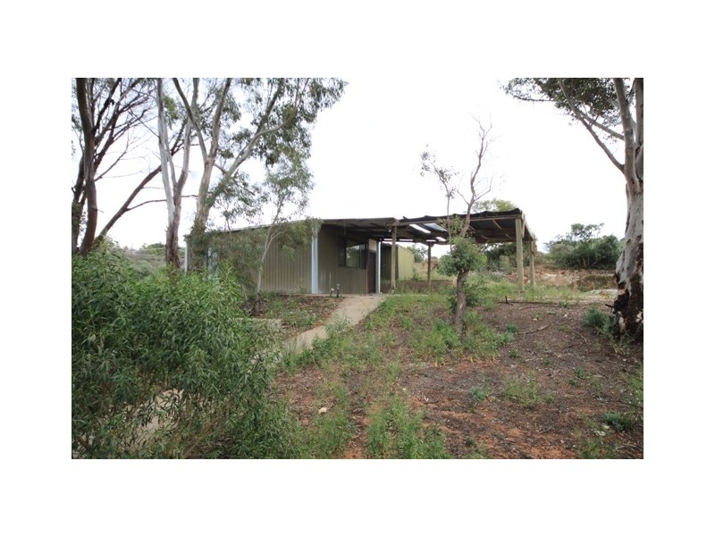 69 Post Office Road DEVON DOWNS near, Swan Reach SA 5354