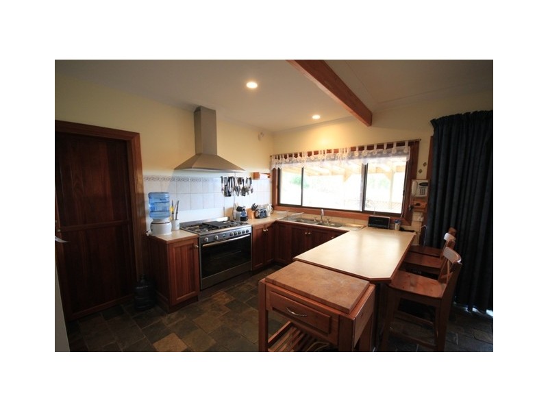 69 Post Office Road DEVON DOWNS near, Swan Reach SA 5354