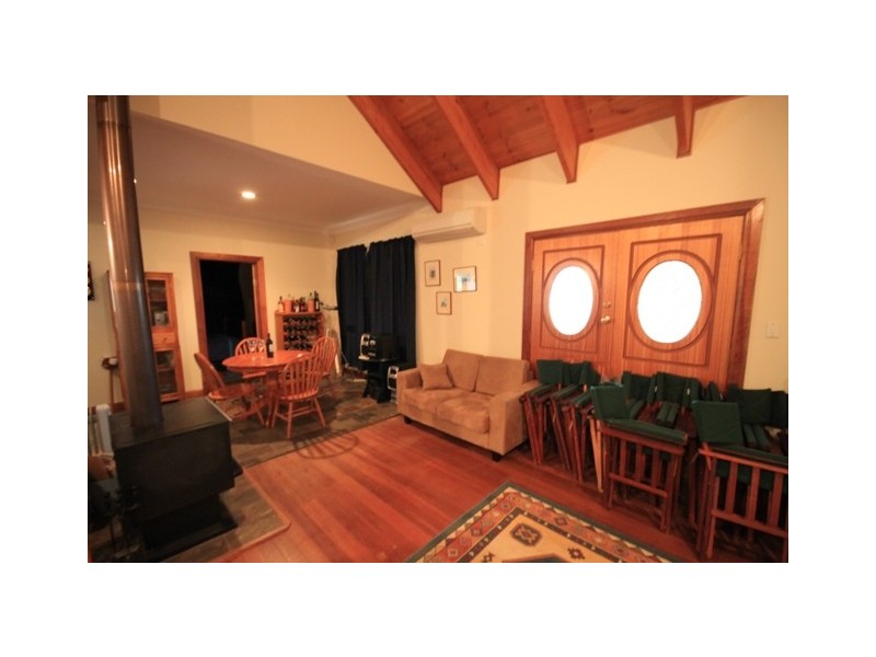 69 Post Office Road DEVON DOWNS near, Swan Reach SA 5354