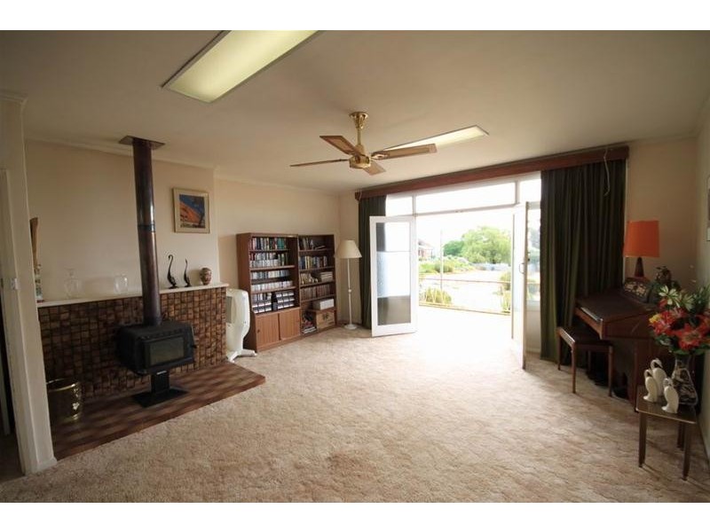 13 Busch Street, Mannum SA 5238