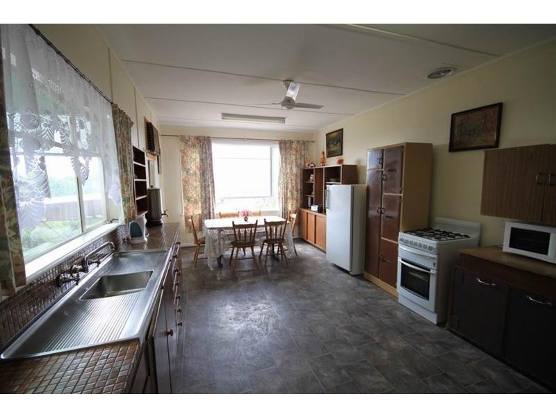 13 Busch Street, Mannum SA 5238