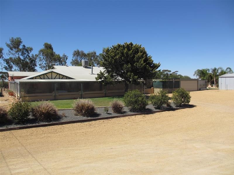 1665 Hunter Road, Swan Reach SA 5354