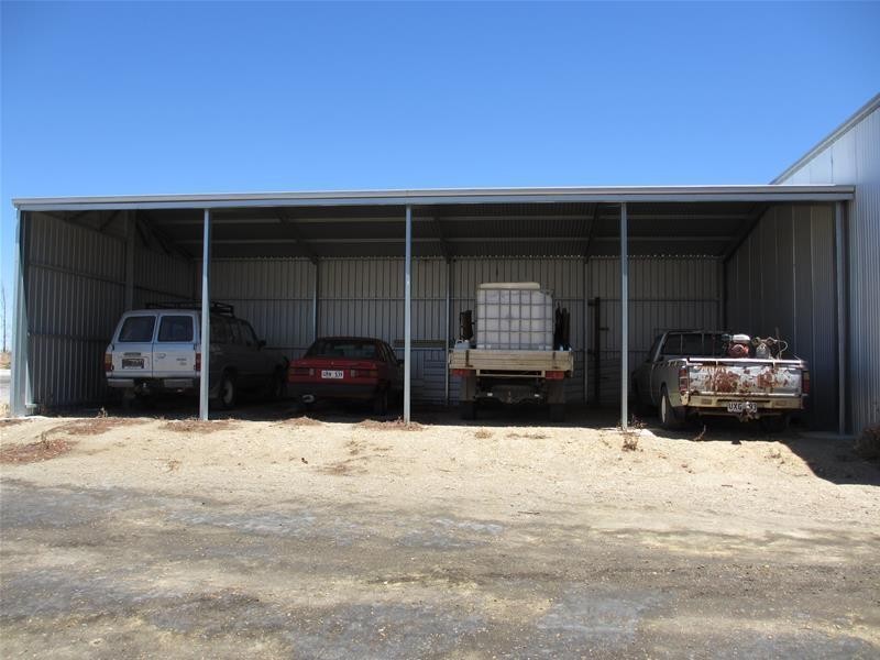 1665 Hunter Road, Swan Reach SA 5354