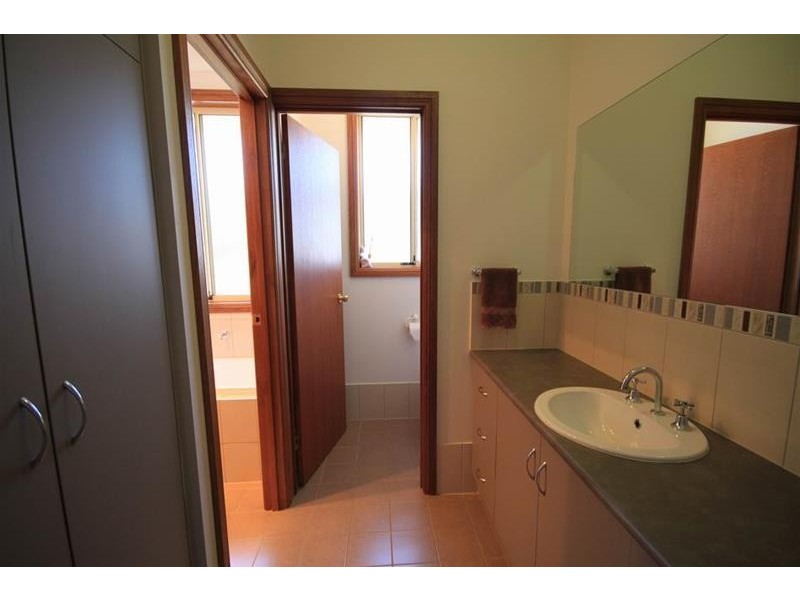 30 Ruby Drive, Mannum SA 5238