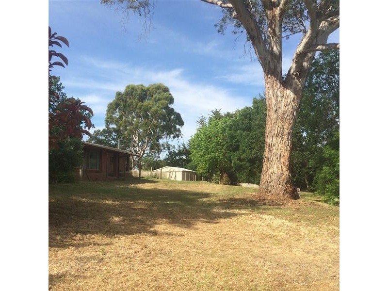 8 Jaensch Road, Hahndorf SA 5245