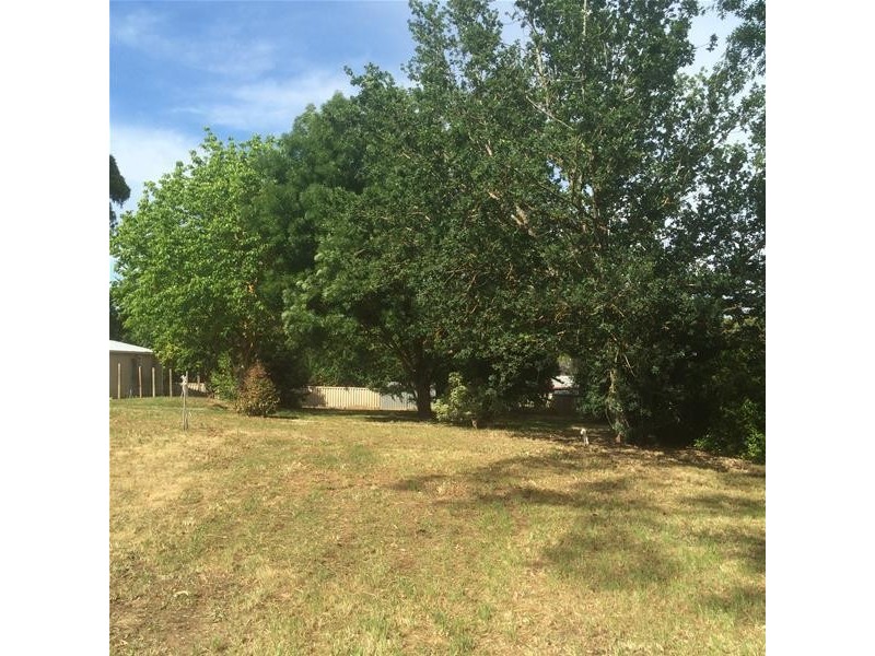 8 Jaensch Road, Hahndorf SA 5245