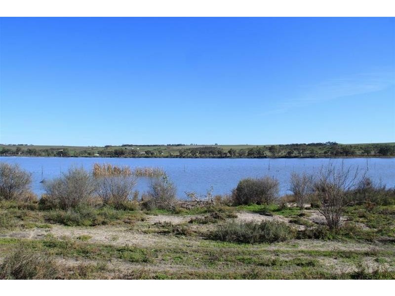 58 Rob Loxton Road, Walker Flat SA 5238