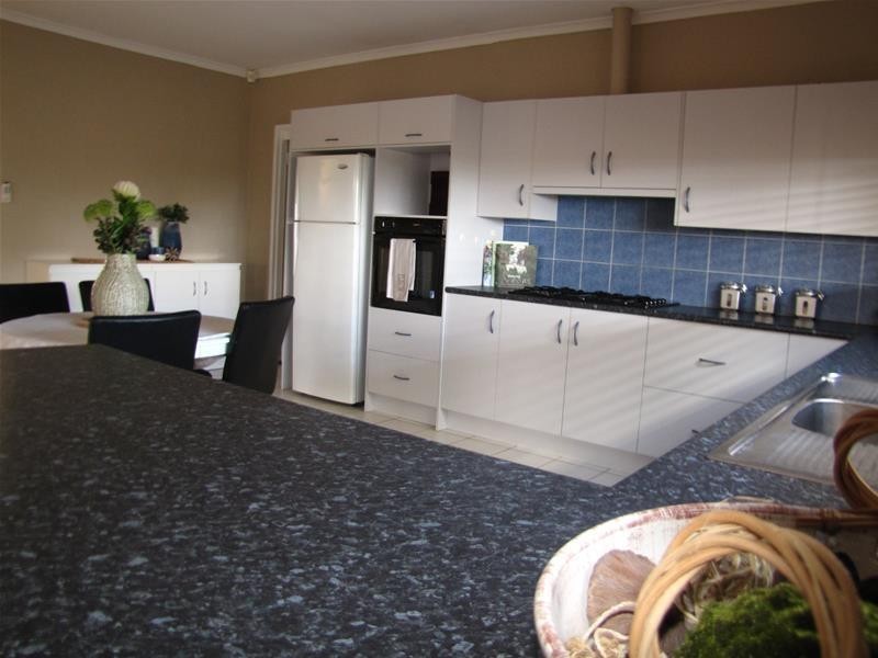 72 Rochow Road, Black Hill SA 5353