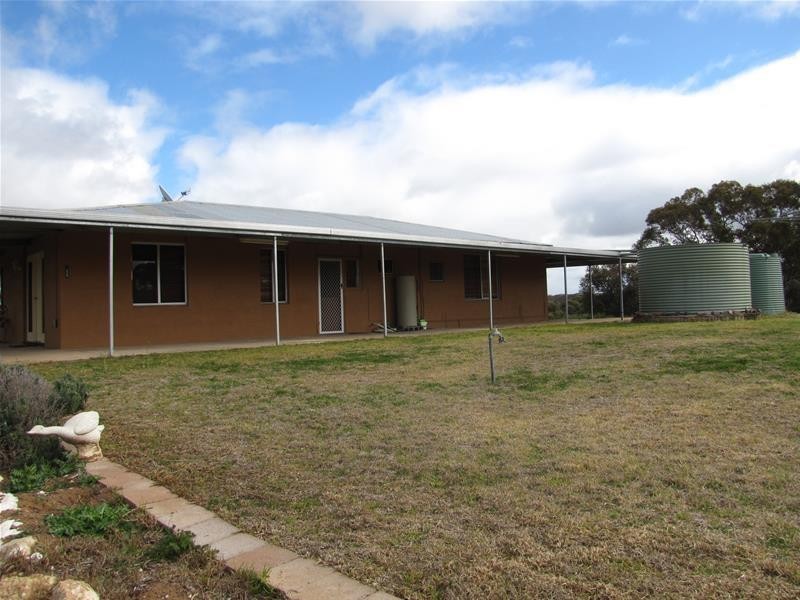 72 Rochow Road, Black Hill SA 5353