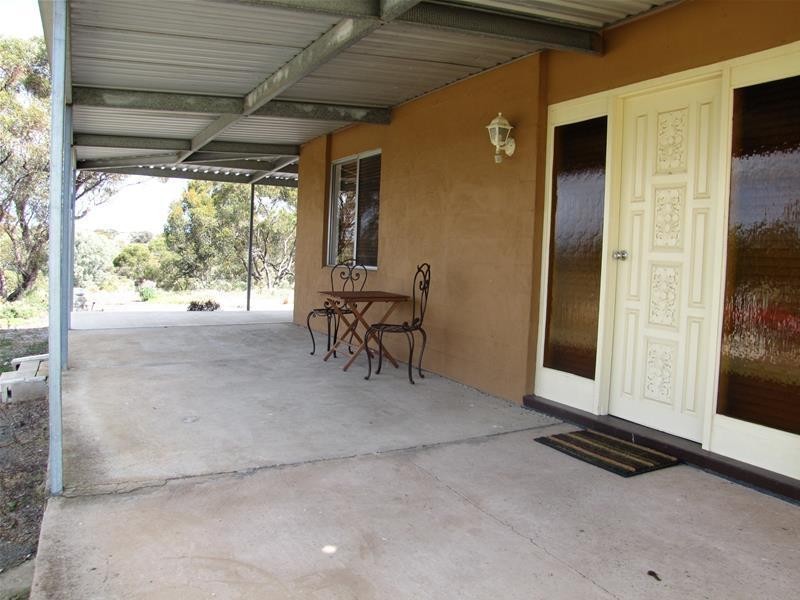 72 Rochow Road, Black Hill SA 5353