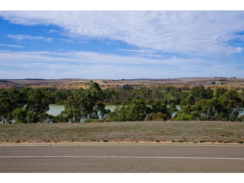 5 Esplanade, Mannum SA 5238