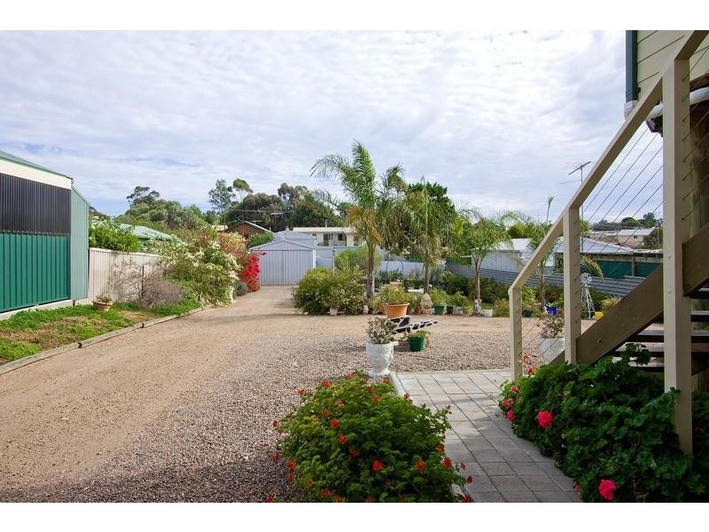 5 Esplanade, Mannum SA 5238