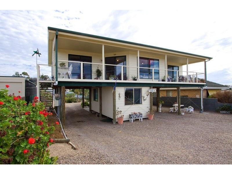5 Esplanade, Mannum SA 5238