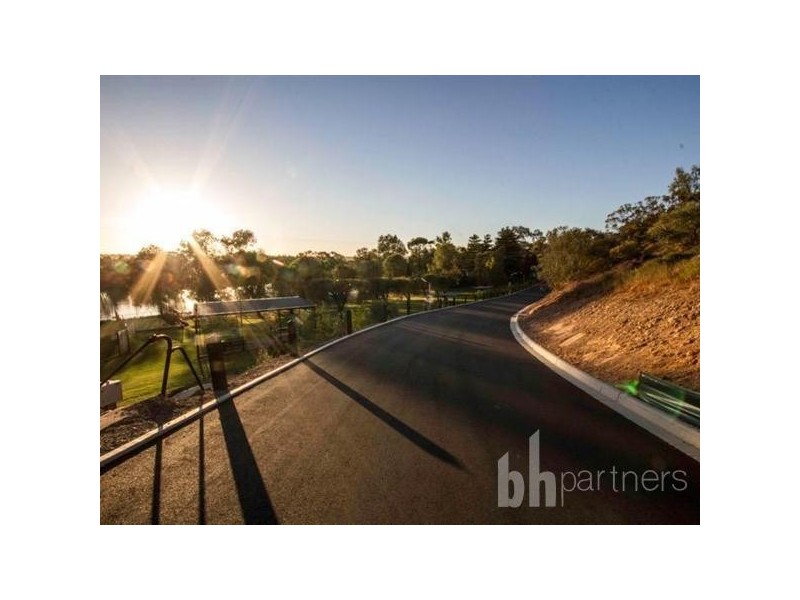 16 ‘Aruma River Resort’ Cliff View Drive, Walker Flat SA 5238