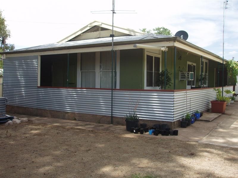 2 Showground Road, Swan Reach SA 5354