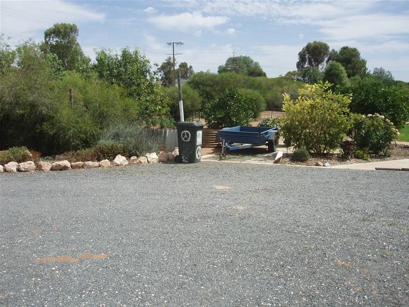 2 Showground Road, Swan Reach SA 5354