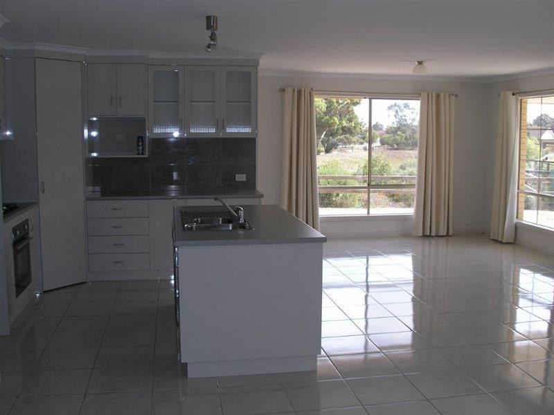 18 Paddlesteamer Way, Mannum SA 5238