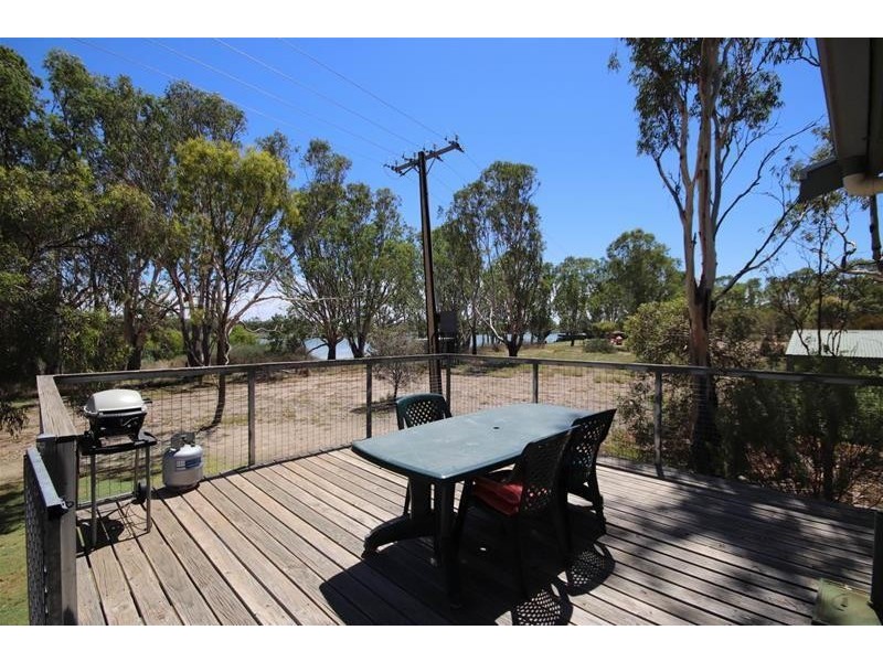 1 River Reserve Road, Swan Reach SA 5354