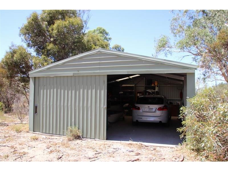 1 River Reserve Road, Swan Reach SA 5354