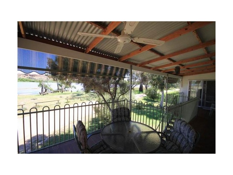 1 Murray Terrace COWIRRA Via, Mannum SA 5238