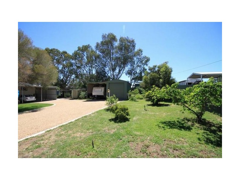 1 Murray Terrace COWIRRA Via, Mannum SA 5238