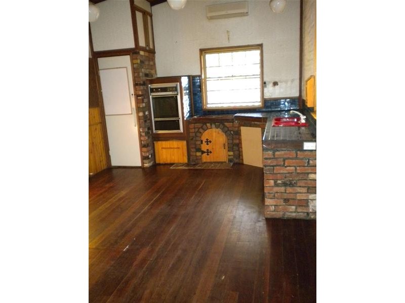 15 Wellington Street, Gumeracha SA 5233