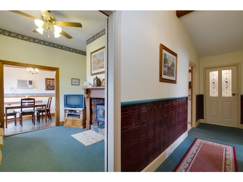 1 Schuetze Street, Mannum SA 5238