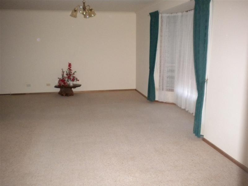 15 Saleyard Road, Mount Pleasant SA 5235