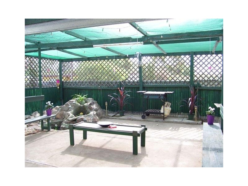 25 Horstmann Crescent, Swan Reach SA 5354