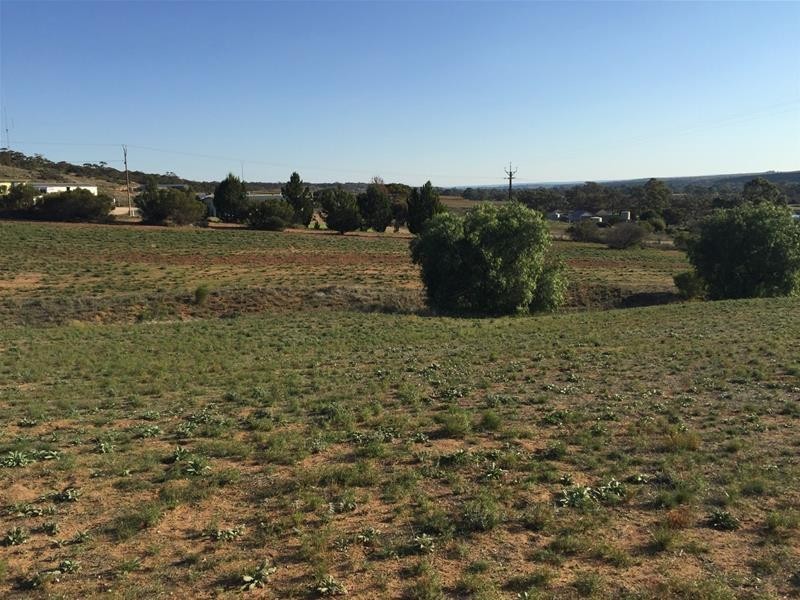 718 East Front Road, Younghusband SA 5238