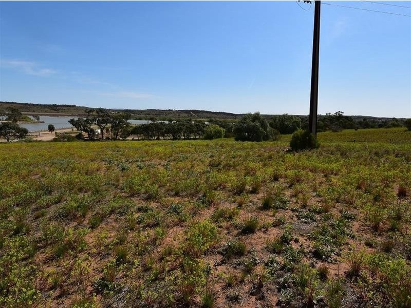 718 East Front Road, Younghusband SA 5238