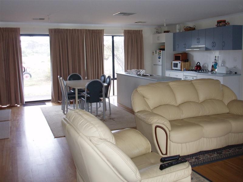 648 Battens Road, Sedan SA 5353