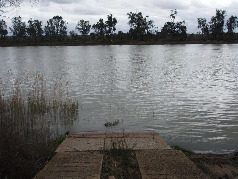 29 Olsons Landing, Blanchetown SA 5357