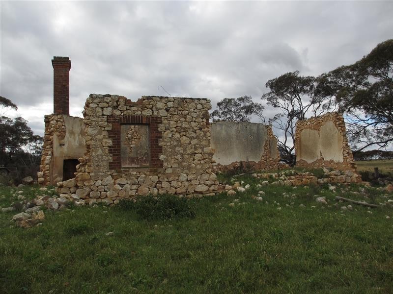 S 157, 173, 175 Schroeder and Strauss Roads, Black Hill SA 5353