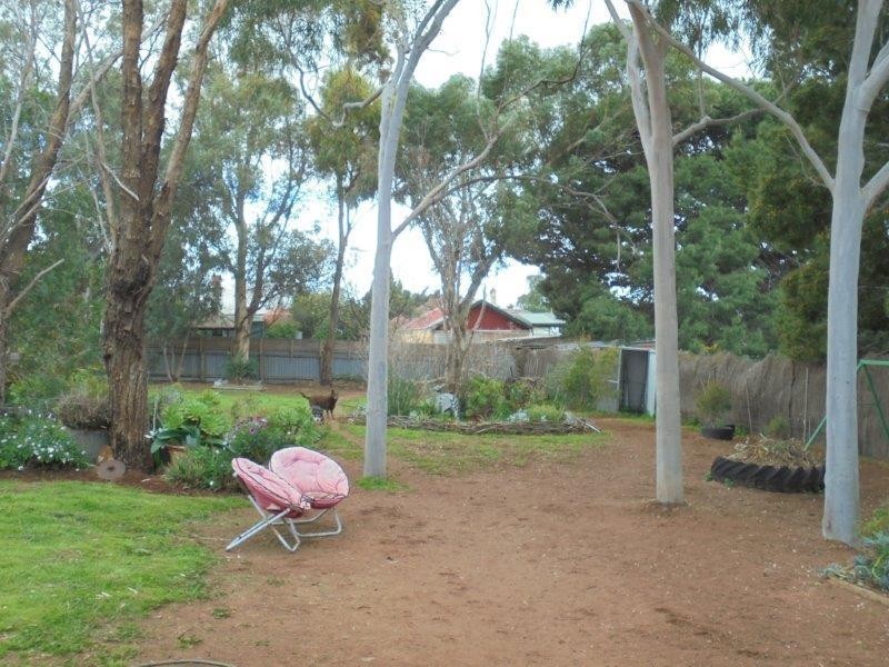 11 Education  Avenue, Palmer SA 5237