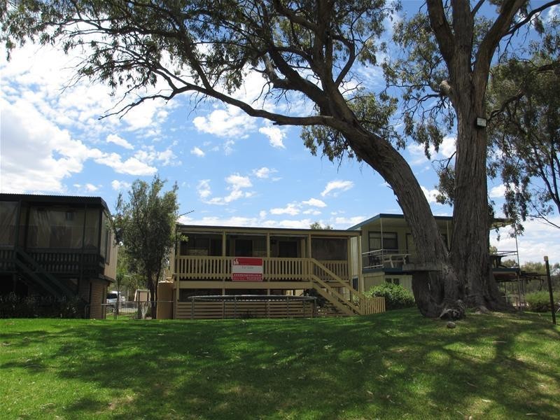 2 Marks Landing, Swan Reach SA 5354