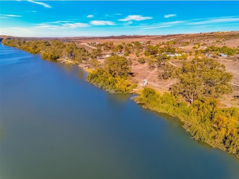 15 Thompson Road, Caurnamont SA 5238