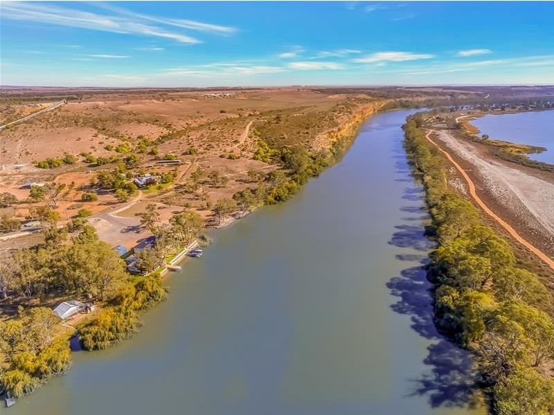 15 Thompson Road, Caurnamont SA 5238