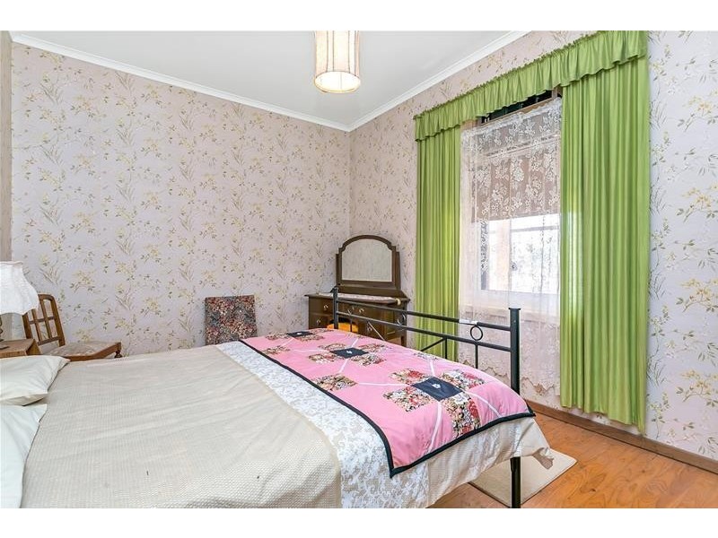 15 Thompson Road, Caurnamont SA 5238