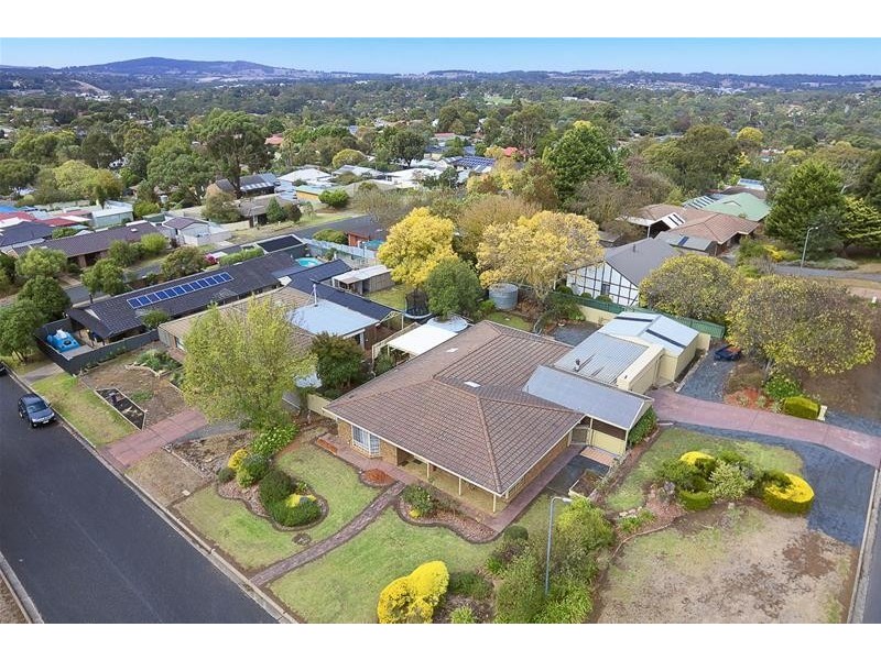 2 Fry Street, Mount Barker SA 5251