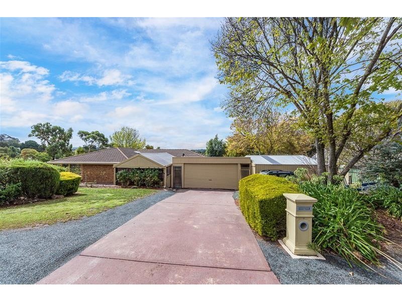 2 Fry Street, Mount Barker SA 5251