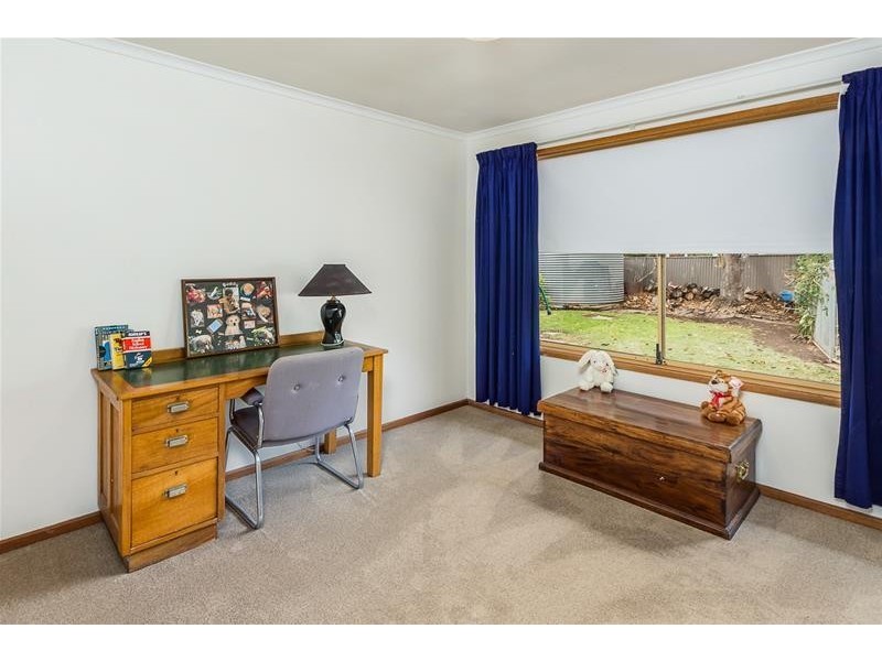 2 Fry Street, Mount Barker SA 5251