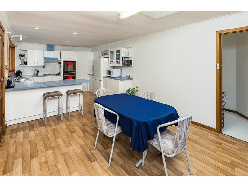 2 Fry Street, Mount Barker SA 5251