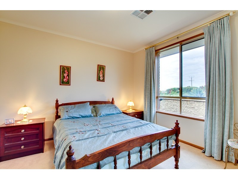 35 Esplanade, Mannum SA 5238