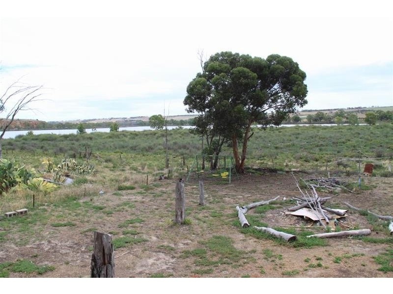 26 Rob Loxton Road, Walker Flat SA 5238