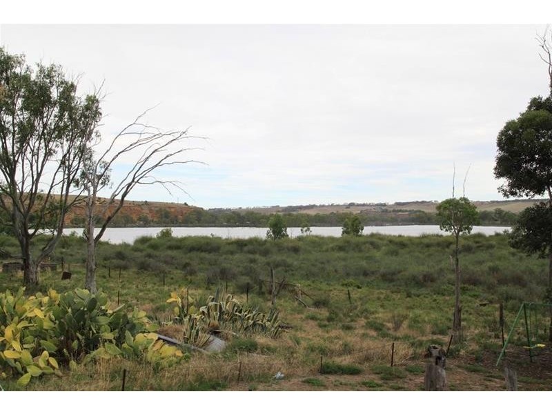 26 Rob Loxton Road, Walker Flat SA 5238