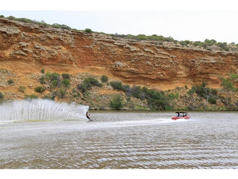 26 Rob Loxton Road, Walker Flat SA 5238